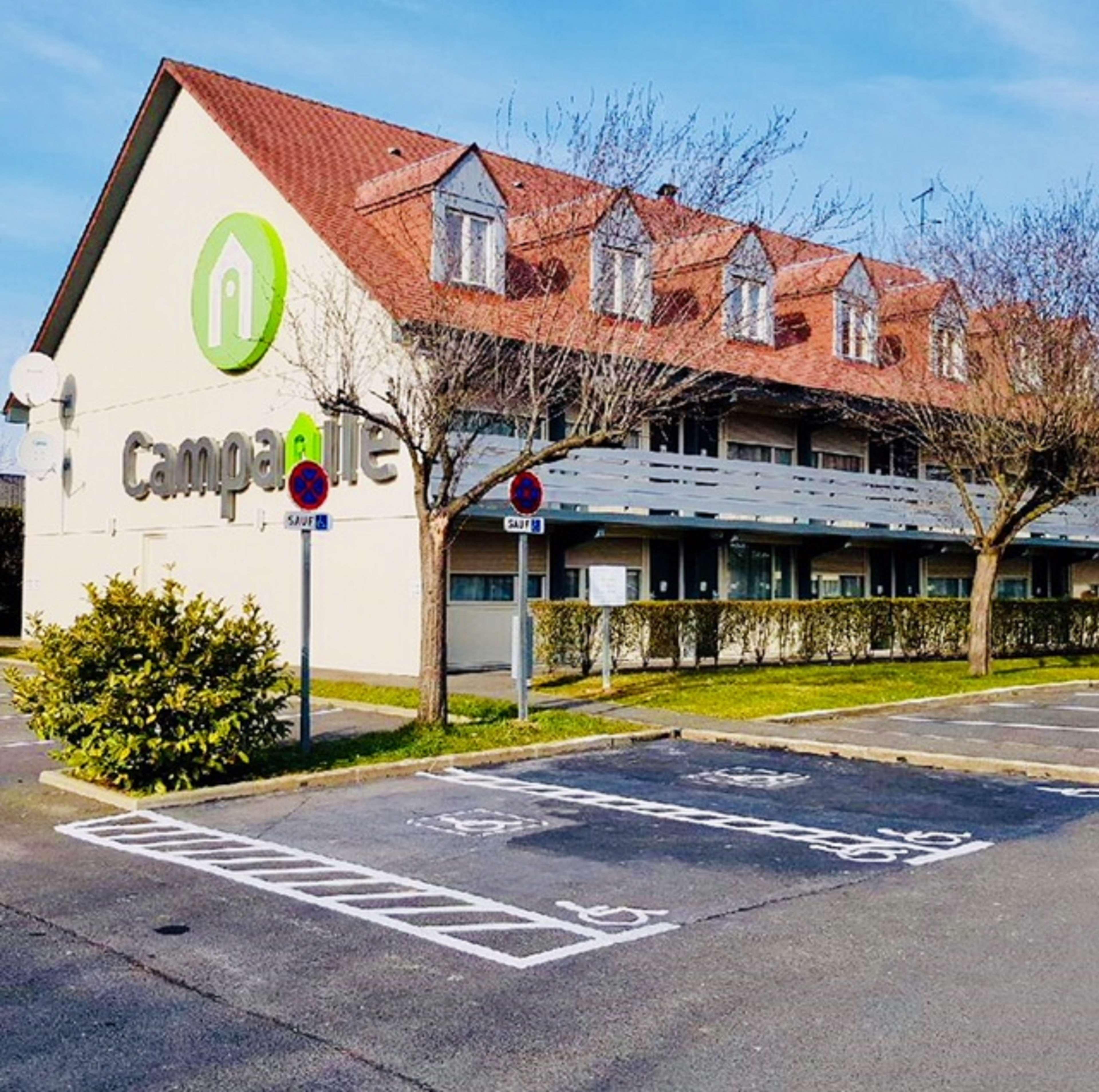 Campanile Deauville Saint-Arnoult Exterior foto