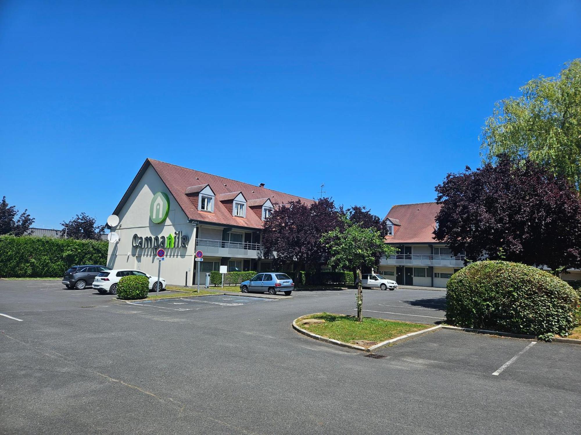 Campanile Deauville Saint-Arnoult Exterior foto